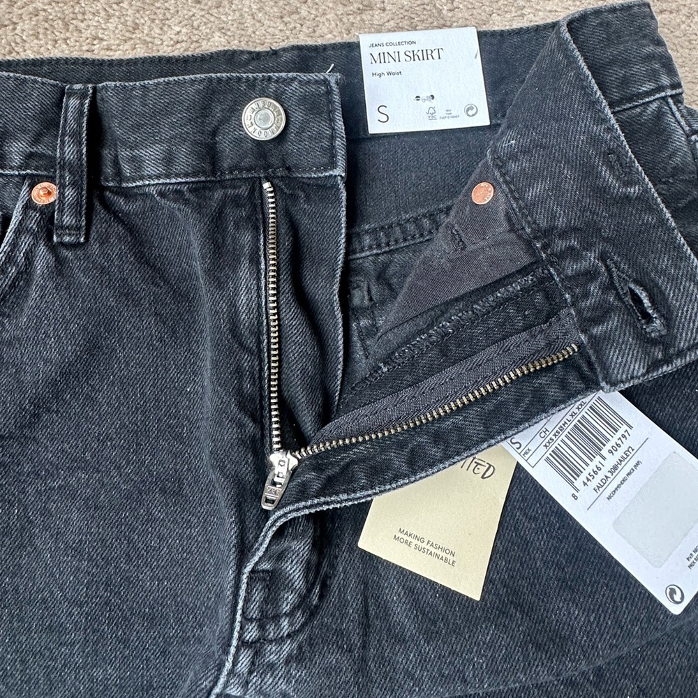 NWT Mango Black Denim Mini Skirt with Frayed Hem size small - Picture 10 of 16